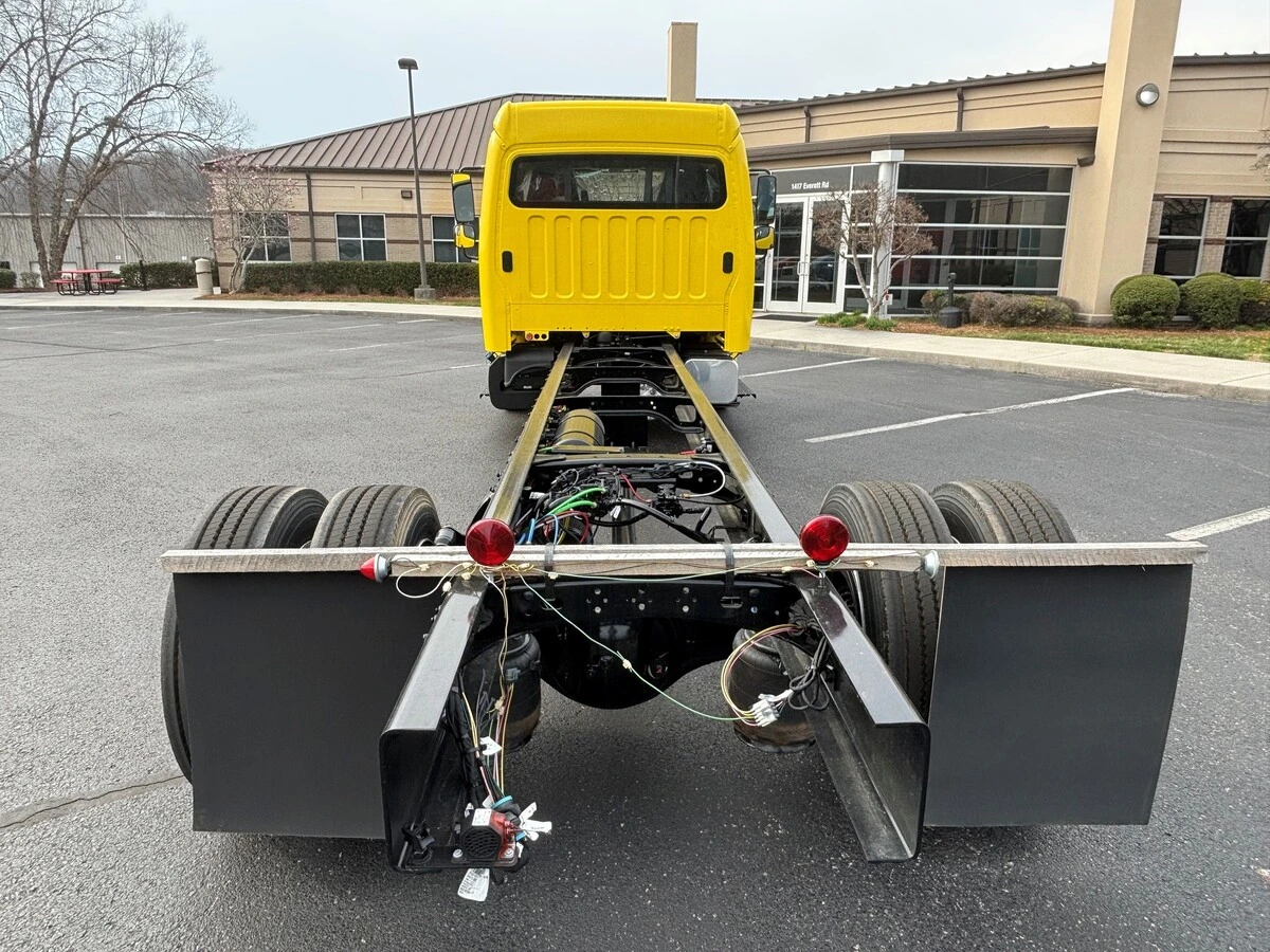2025 Freightliner M2 106 in Knoxville, TN — photo 6