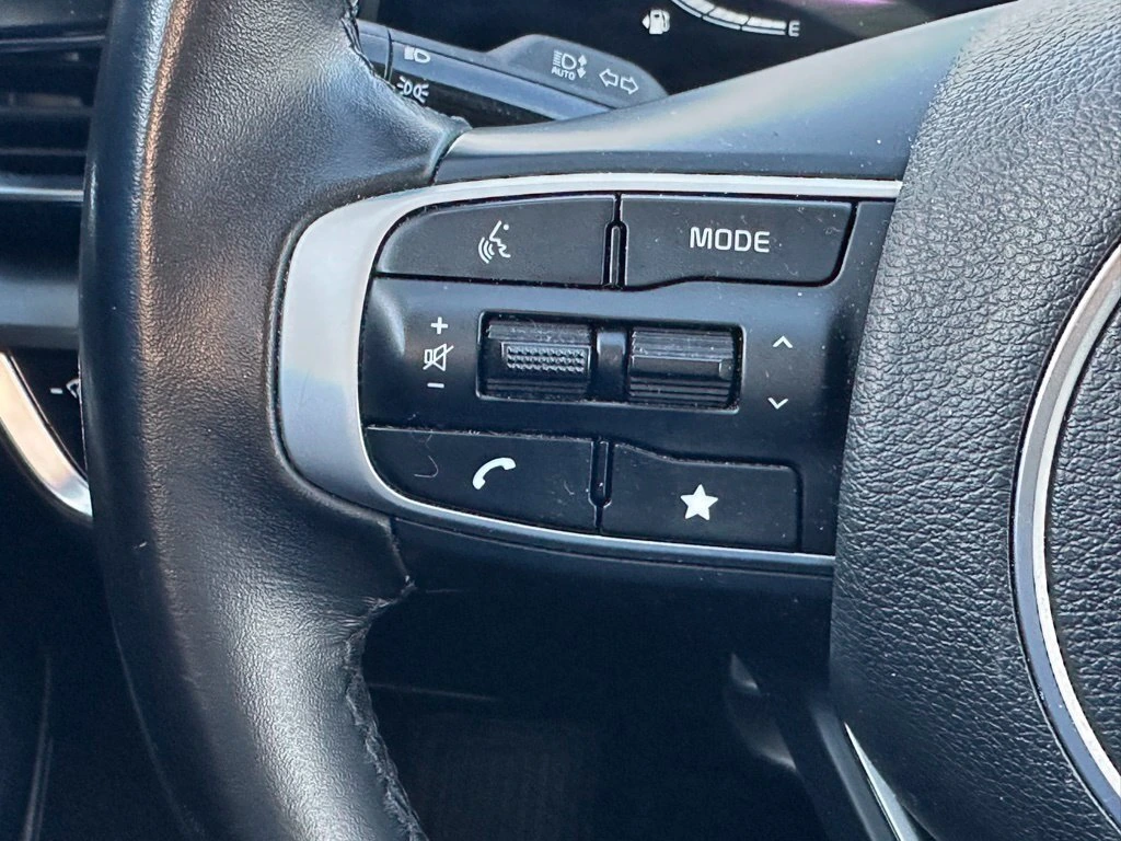 2023 Kia Sportage EX - Photo 21
