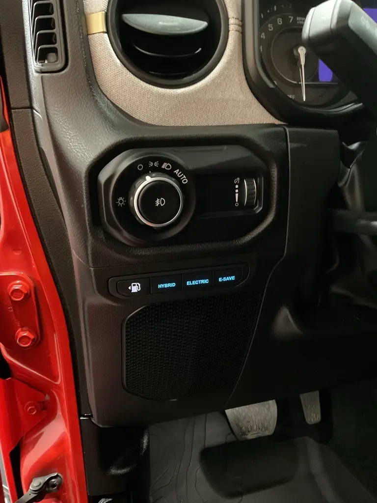 2024 Jeep Wrangler Willys 4xe photo 8