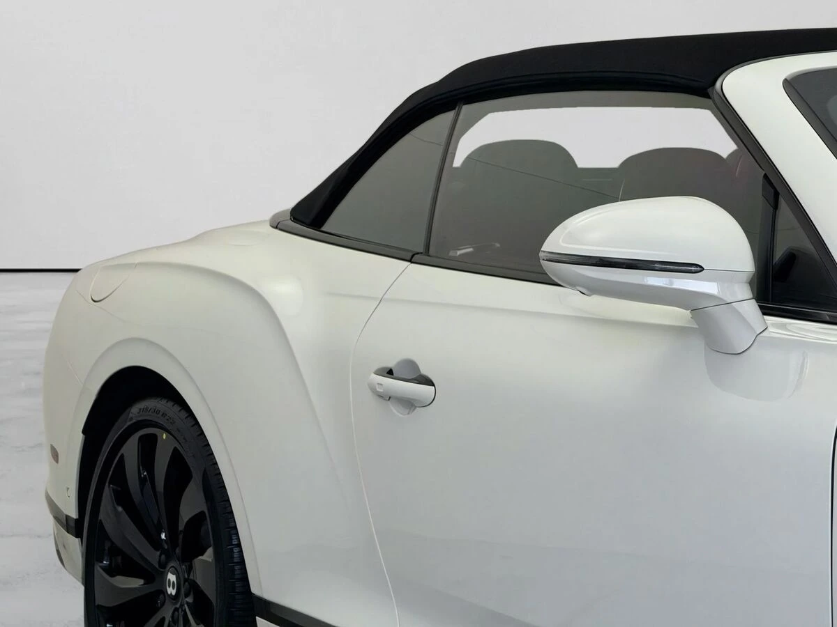 2026 Bentley Continental GTC Base - Photo 19