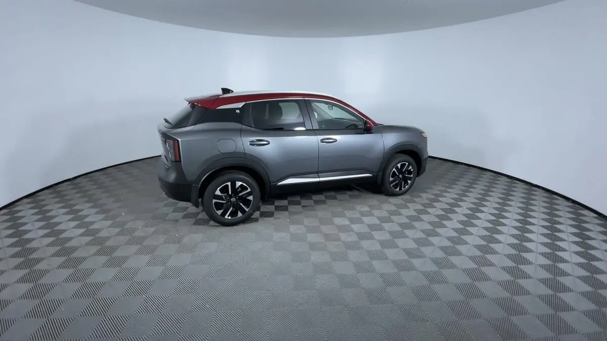 2026 Nissan Kicks SV photo 3