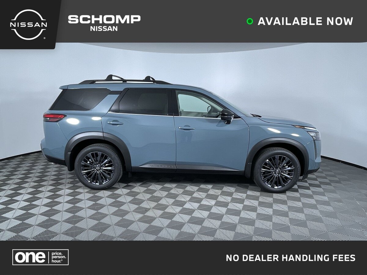 2026 Nissan Pathfinder SL