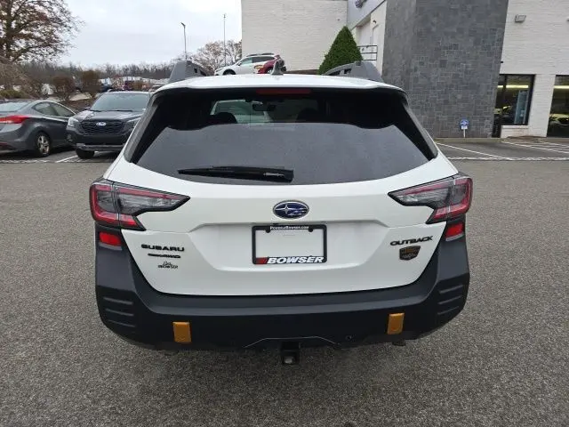 2022 Subaru Outback Wilderness photo 3