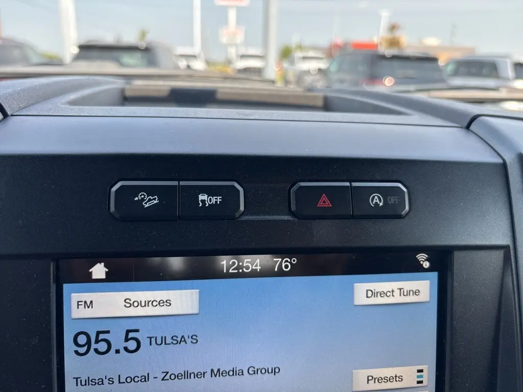 2018 Ford F-150 XLT photo 18
