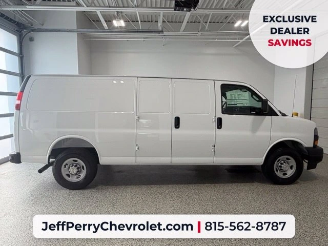 2026 Chevrolet Express Cargo Work Van - Photo 27
