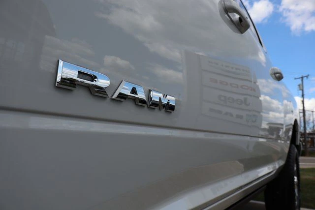 2026 RAM 2500 Laramie - Photo 10