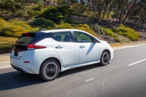 2023-Nissan-LEAF-rear-300x200.jpg