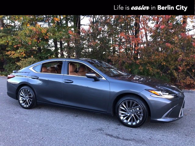2024 Lexus ES 300h Ultra Luxury