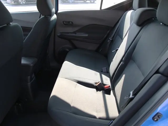 2025 Nissan Kicks Play S photo 23
