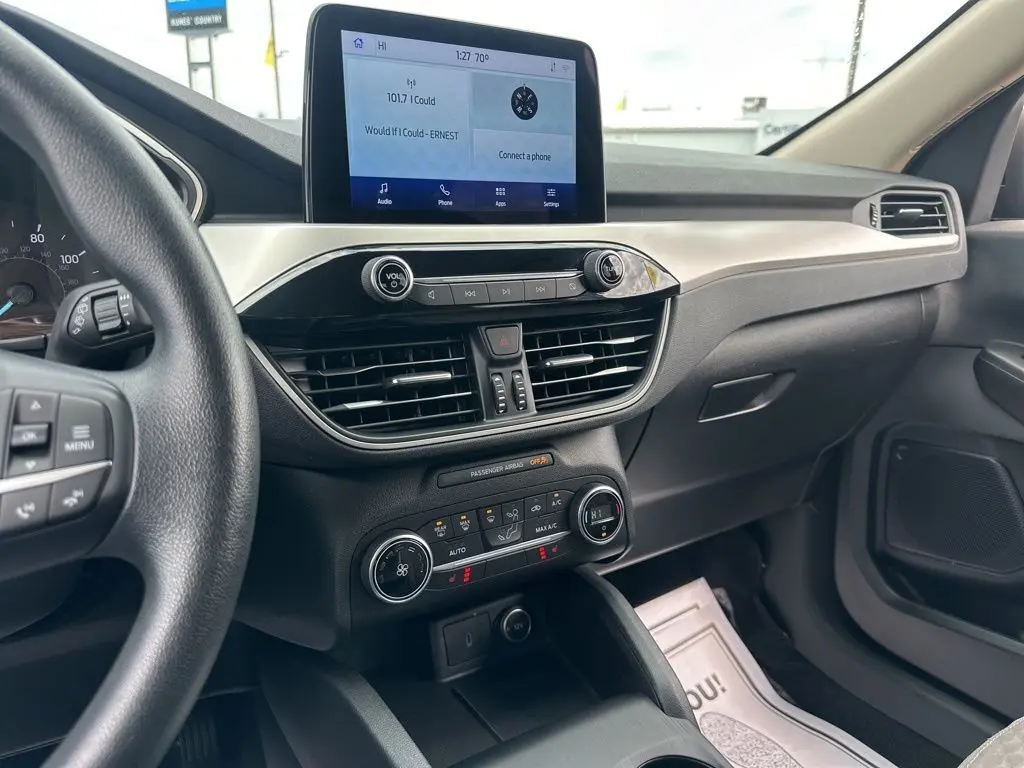 2020 Ford Escape SE photo 28
