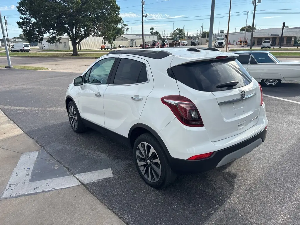 2019 Buick Encore Essence photo 3