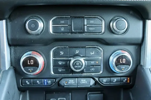 2021 Gmc Yukon XL SLT photo 27