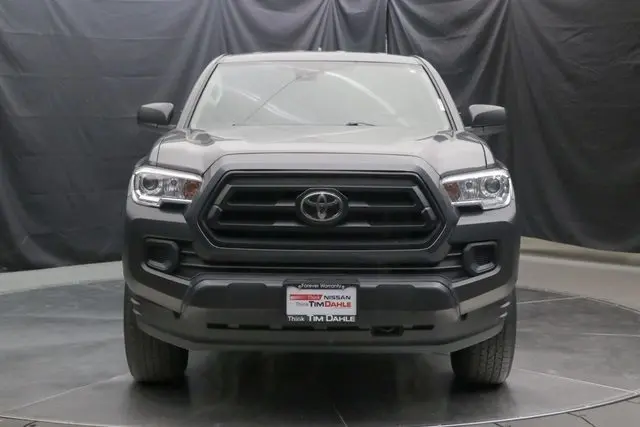 2022 Toyota Tacoma SR5 photo 4
