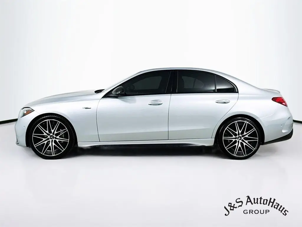 2023 Mercedes Benz C 43 AMG 4MATIC photo 3