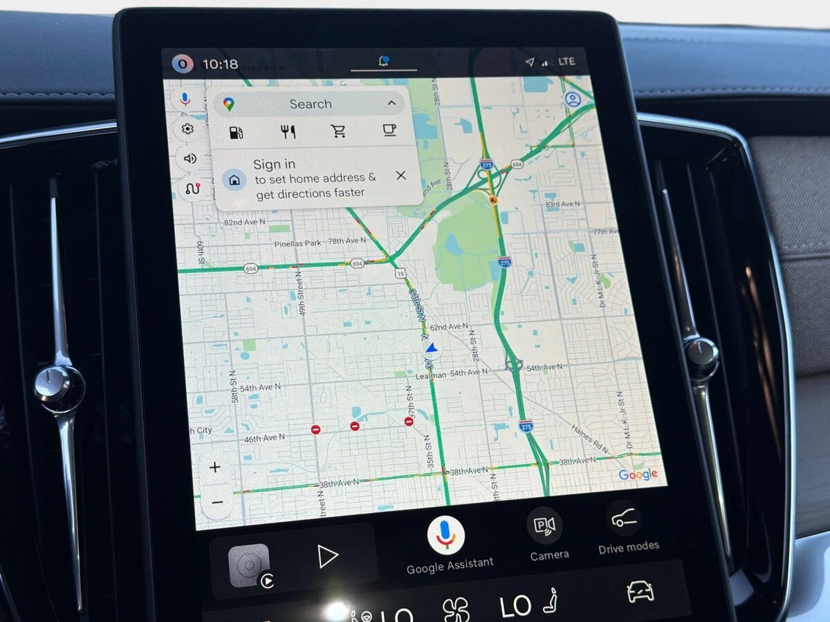 2026 Volvo - image 21