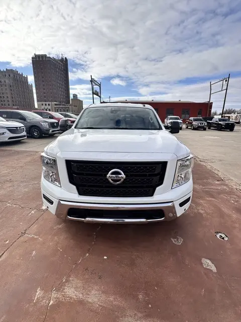 Used 2020 Nissan Titan SV with VIN 1N6AA1EFXLN504869 for sale in Enid, OK