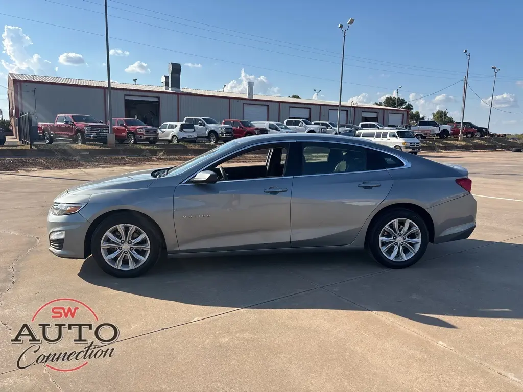 2024 Chevrolet Malibu 1LT photo 4