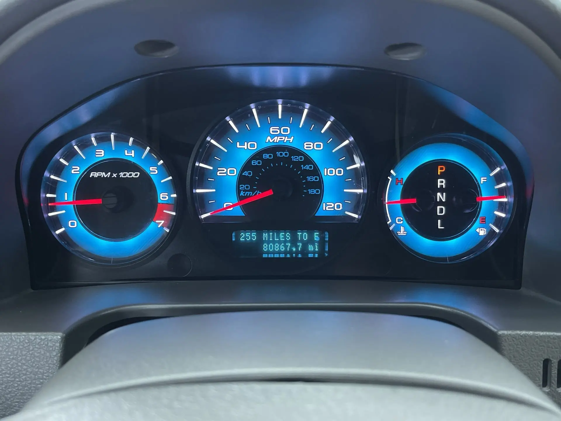 2010 Ford Fusion SEL photo 11