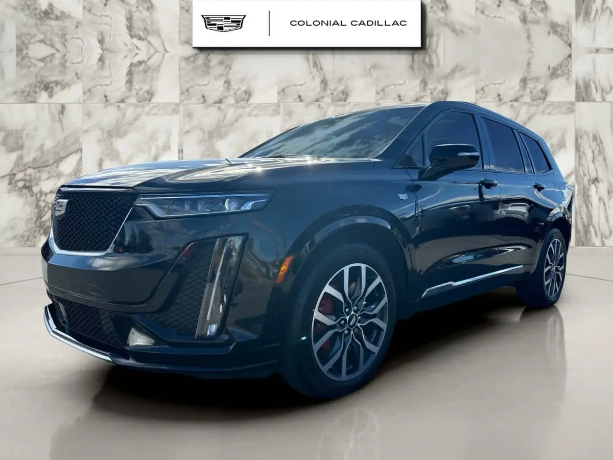 2024 Cadillac XT6 Sport's photo