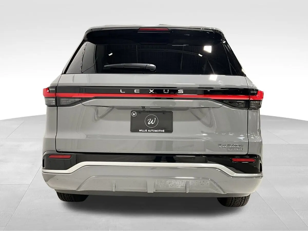 2026 Lexus TX 500h F SPORT Performance Premium photo 4