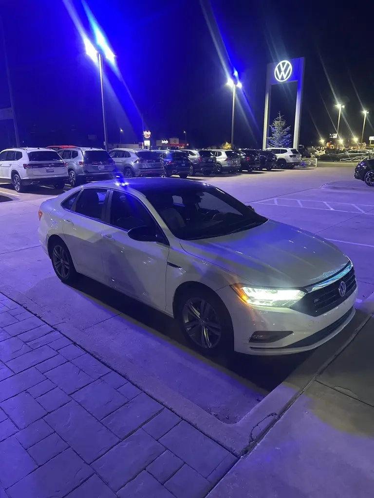 2019 Volkswagen Jetta R-Line