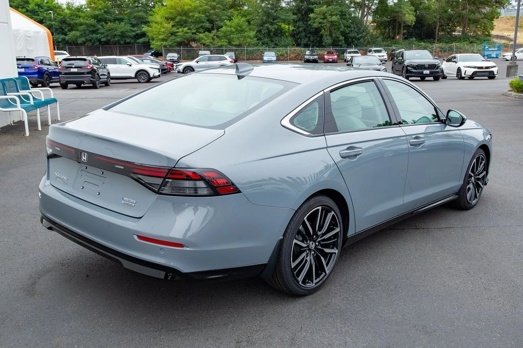 2026 Honda Accord Hybrid Touring - Photo 14