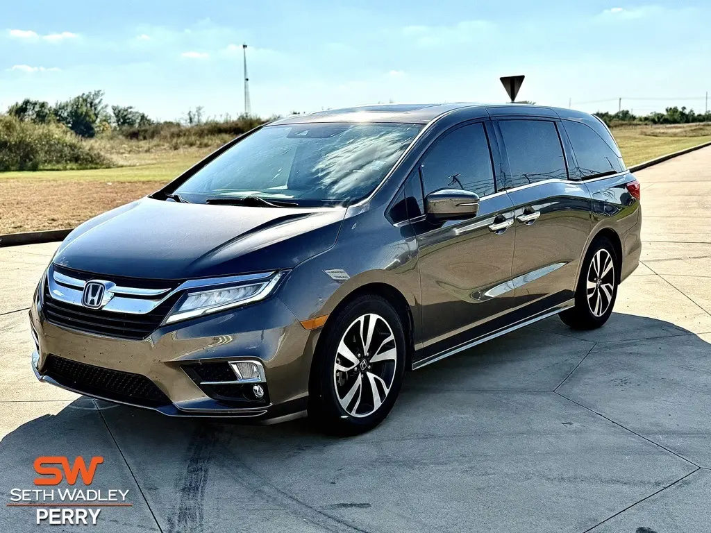 2018 Honda Odyssey Elite photo 3