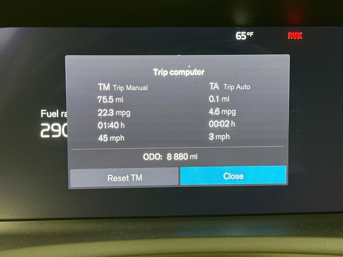 2023 Volvo - image 9