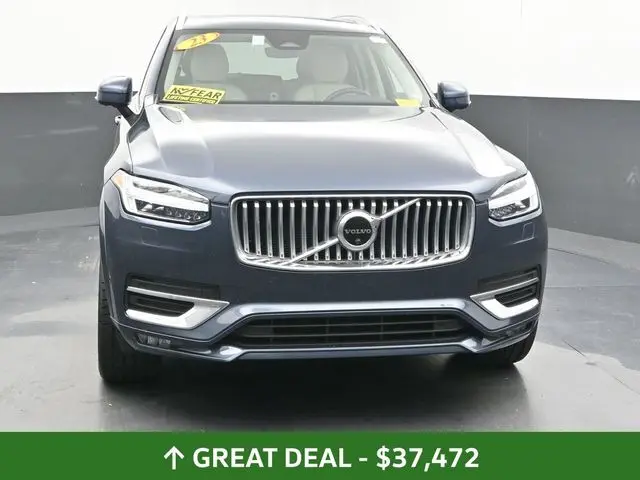 2023 Volvo XC90 Plus photo 3