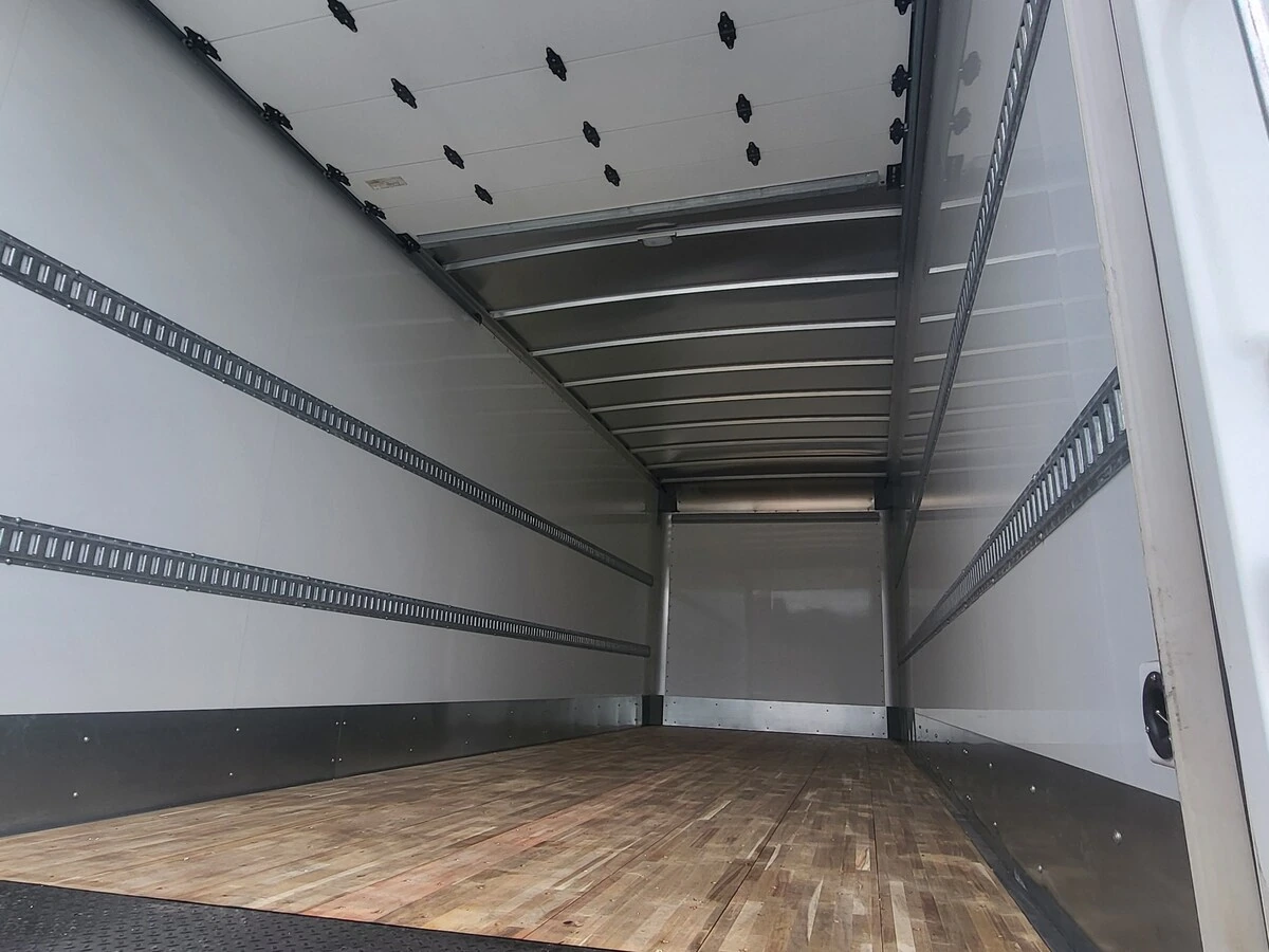 2025 International MV - image 22