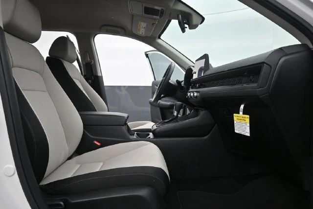 2026 Honda CR-V LX - Photo 9