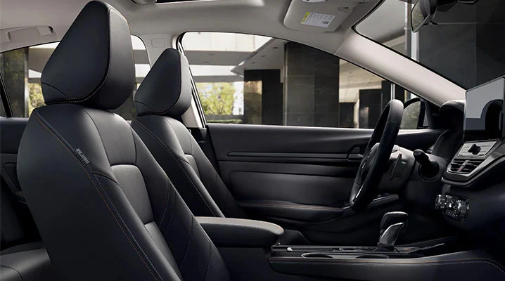 INTERIOR: SEATING, CARGO & COMFORT