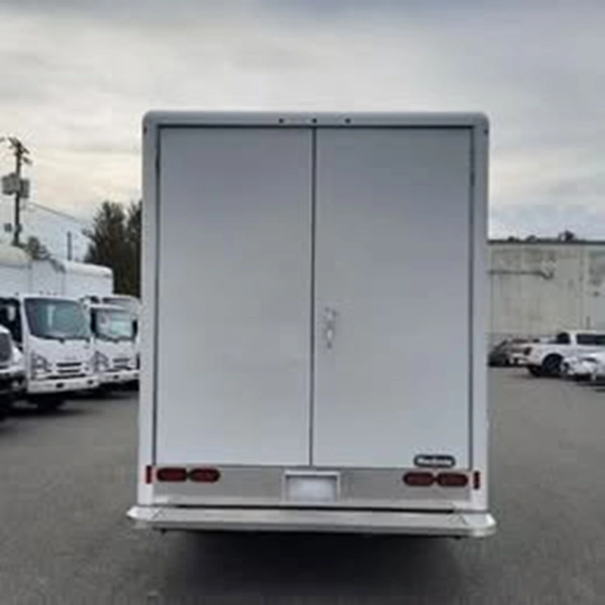 2024 Isuzu NPR — photo 8