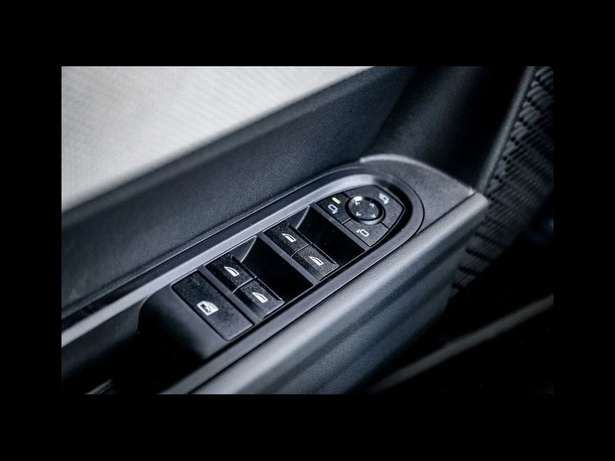 2026 MINI Hardtop 4 Door - Photo 16