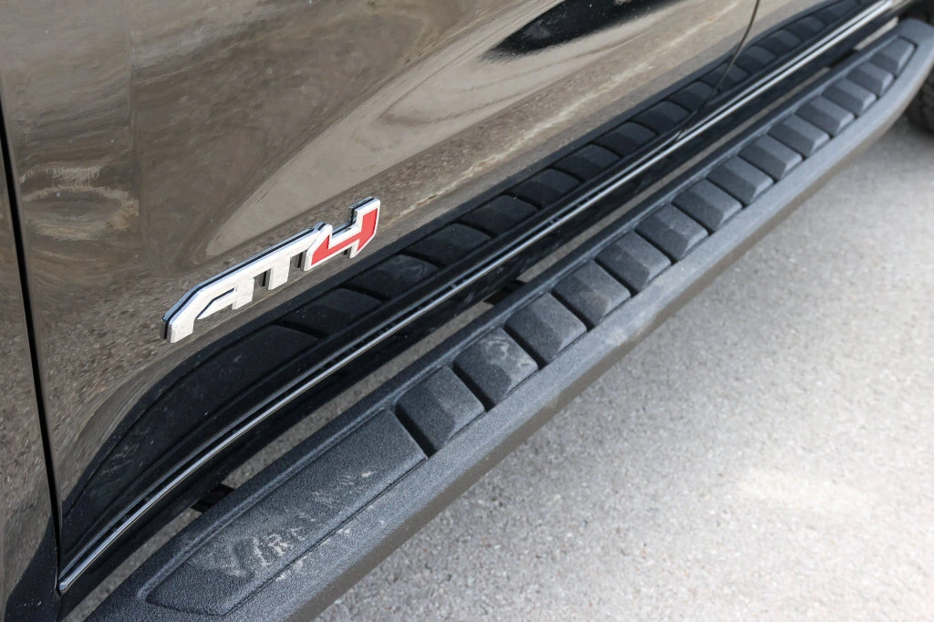 2026 GMC Sierra 1500 AT4 - Photo 9