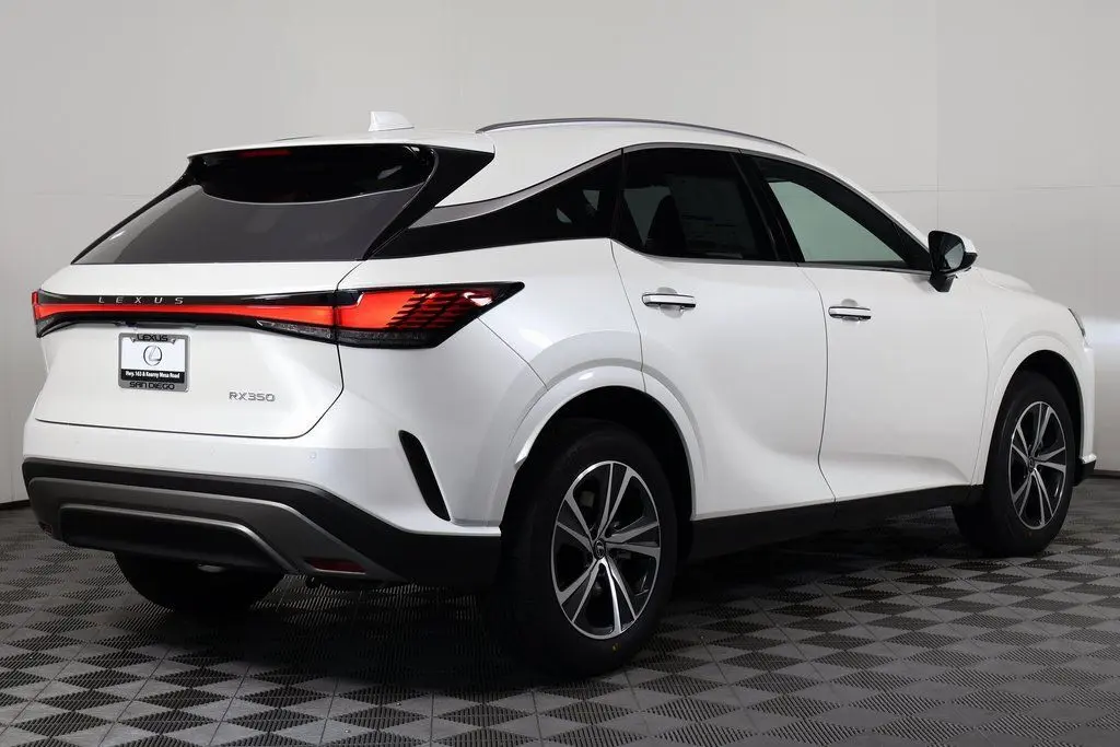 2026 Lexus RX 350 Premium photo 2