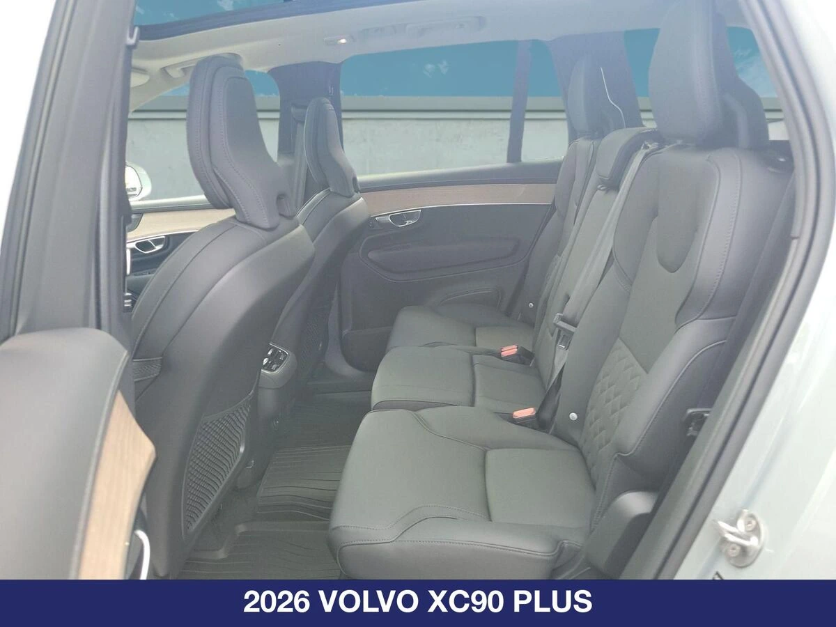 2026 Volvo XC90 Plus - Photo 26