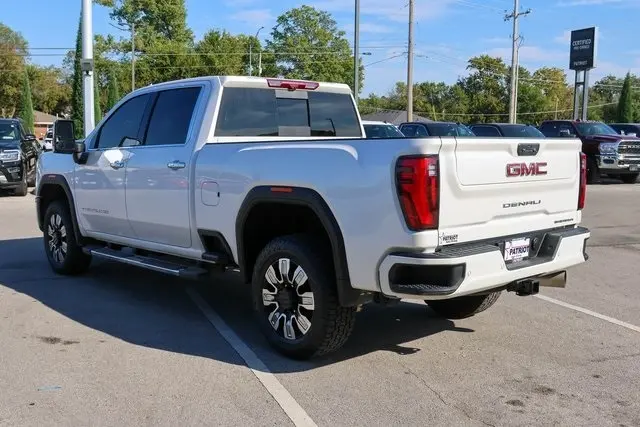 2025 Gmc Sierra 2500 HD Denali photo 3