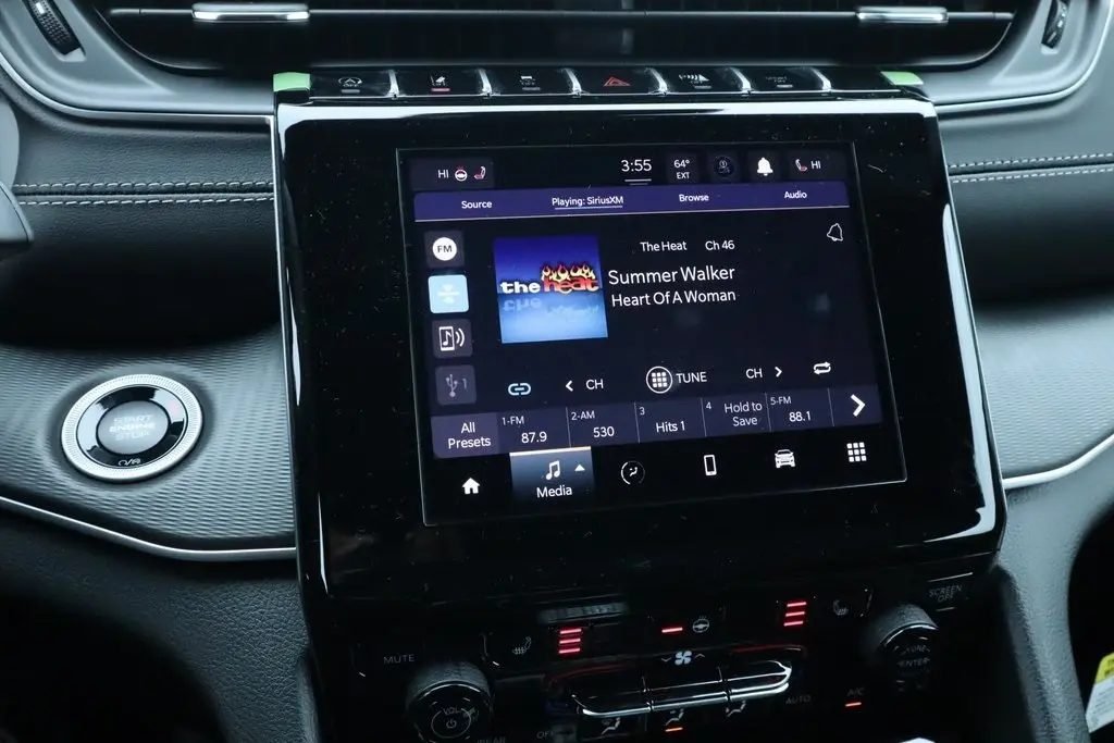 2025 Jeep Grand Cherokee Altitude X photo 4