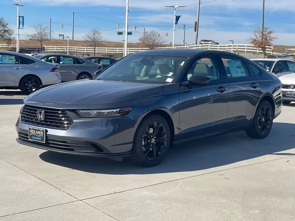 2025 Honda Accord 1.5T SE photo 3
