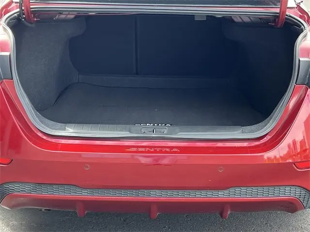 2023 Nissan Sentra SV photo 4