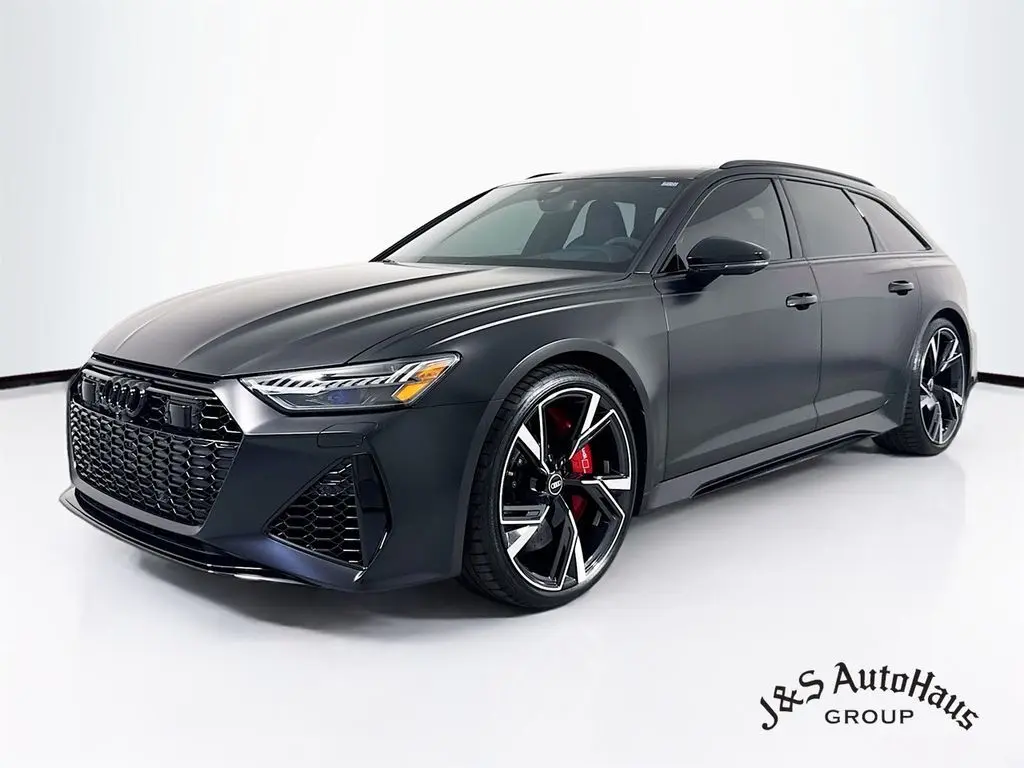 2022 Audi RS 6 Avant Base photo 3