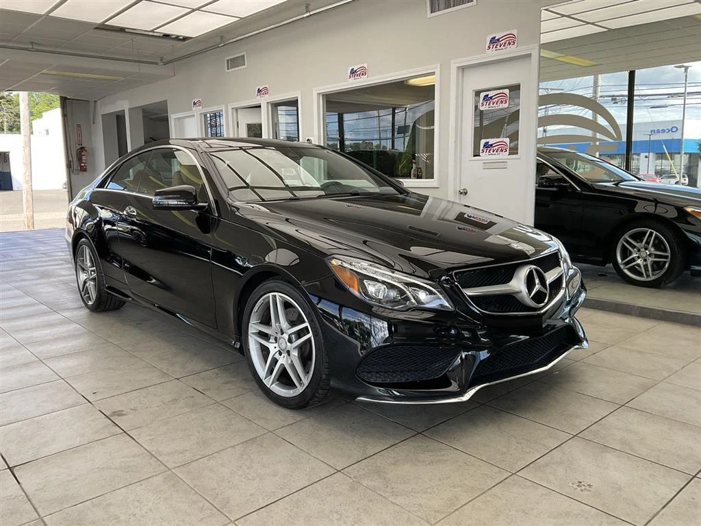 2016 Mercedes-Benz E-Class E400 4MATIC's photo