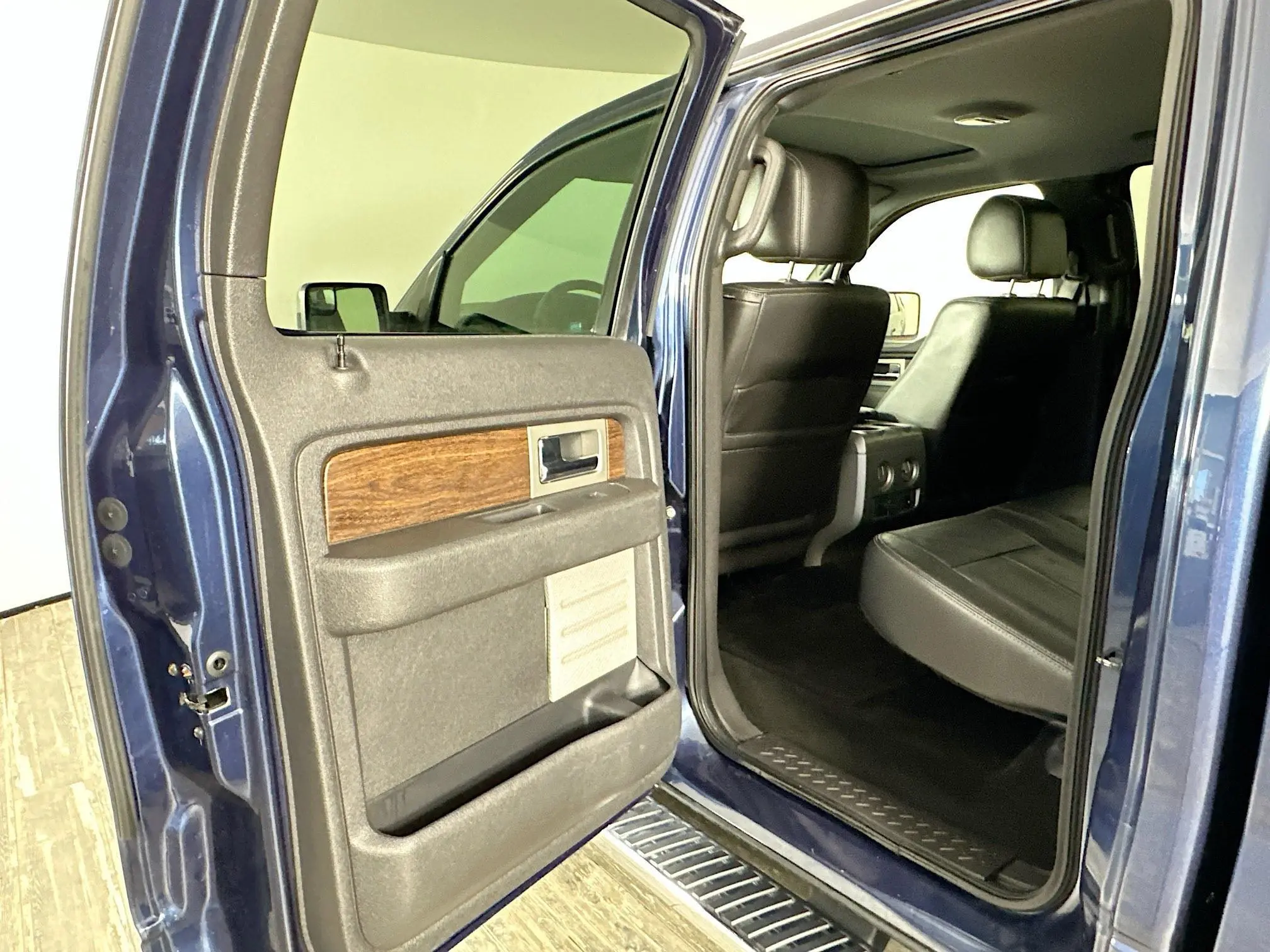 2013 Ford F-150 Lariat photo 10