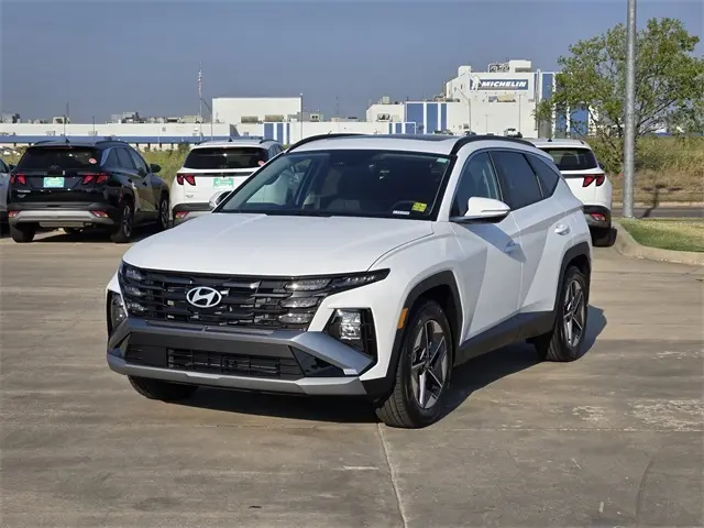 2026 Hyundai Tucson SEL Convenience photo 3