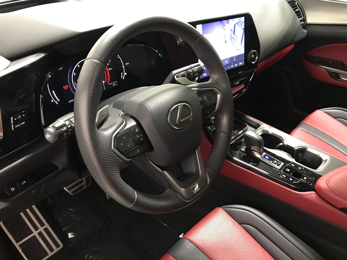 2024 Lexus NX 350 - Photo 15
