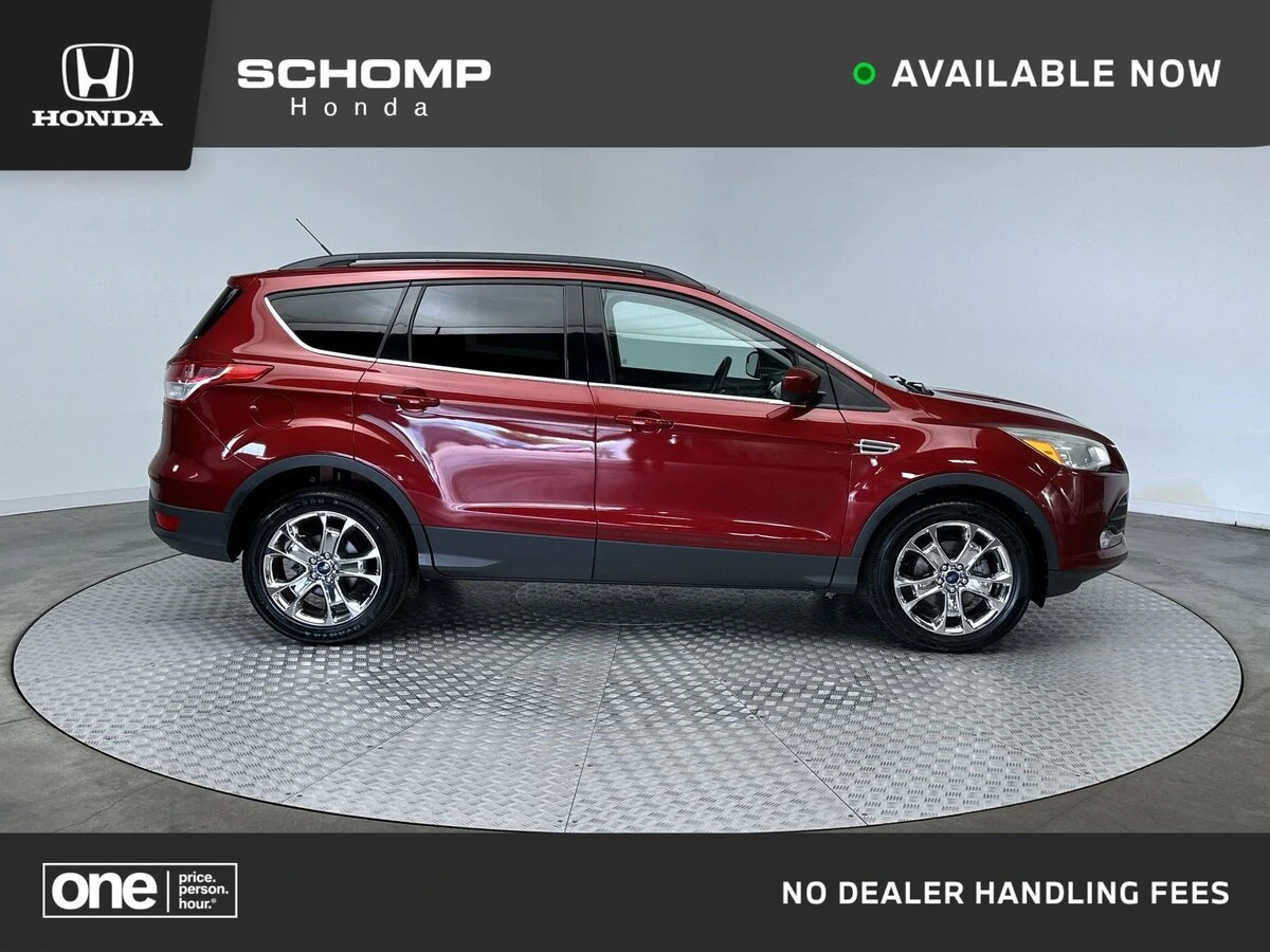 2016 Ford Escape SE's photo