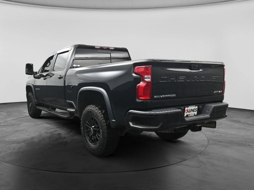 2024 Chevrolet Silverado 2500HD ZR2 - Photo 10