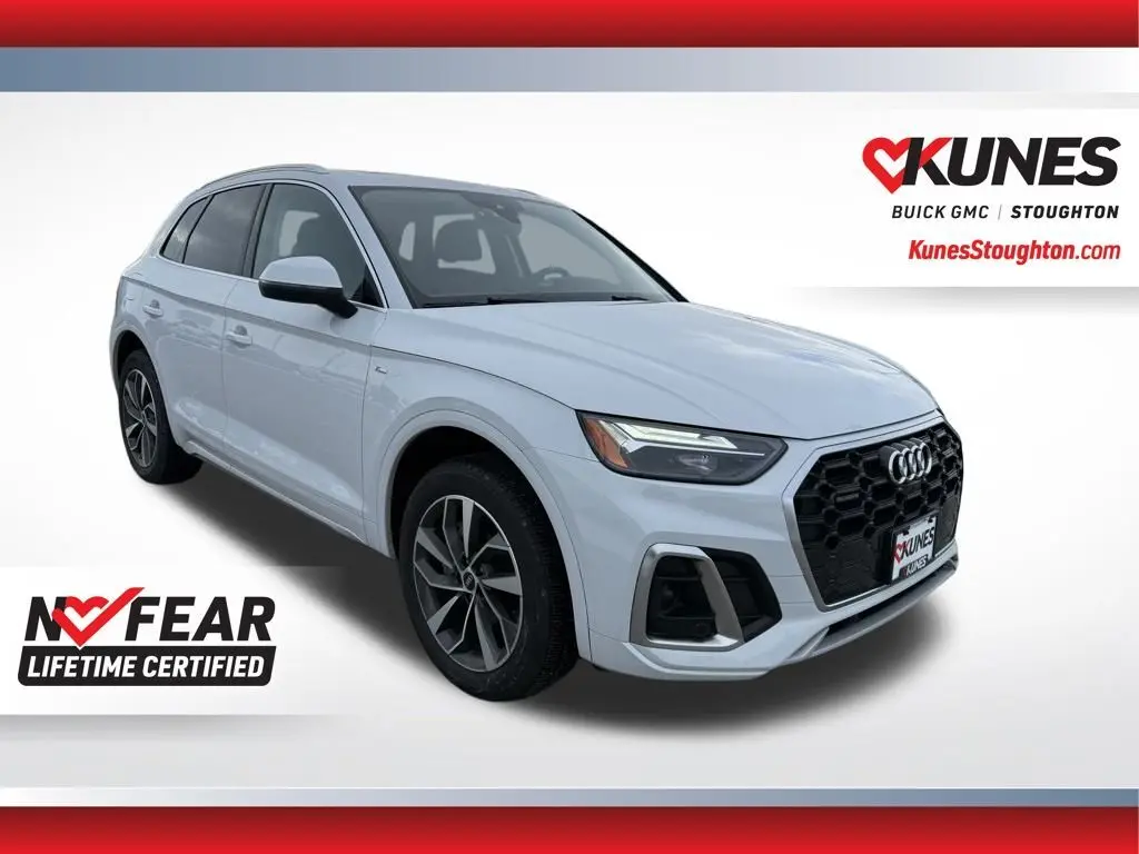 2023 Audi Q5 Premium Plus's photo