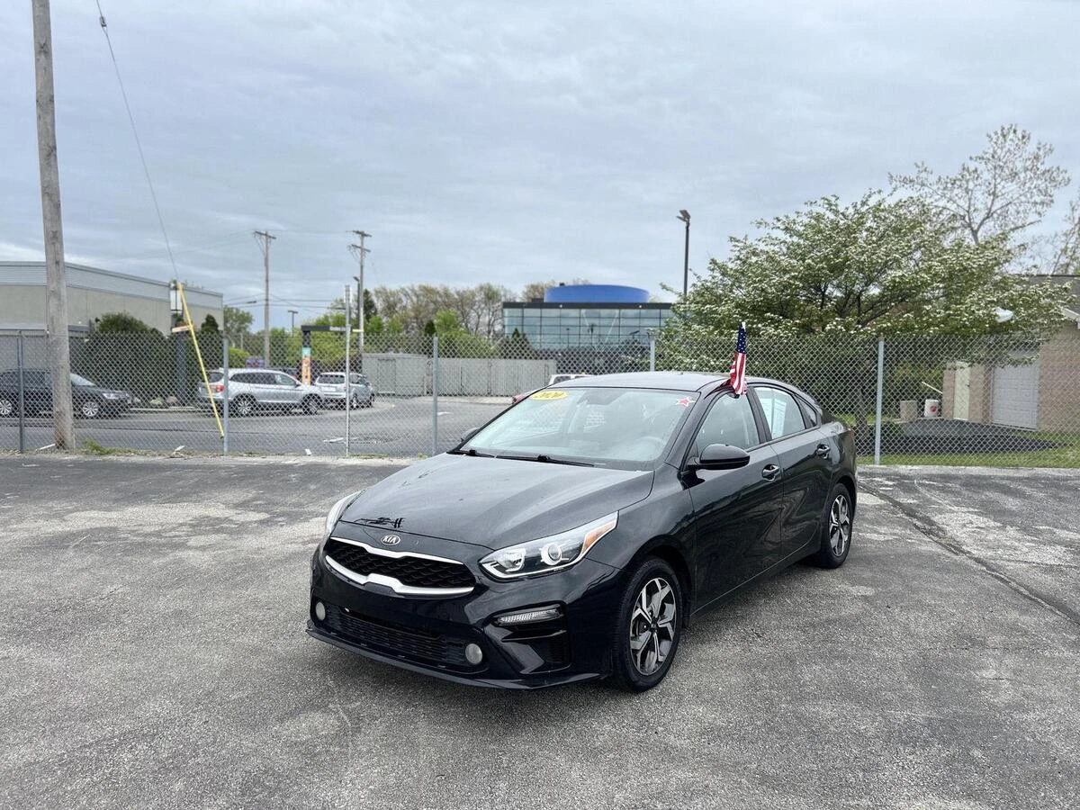 2020 Kia Forte LXS AT's photo